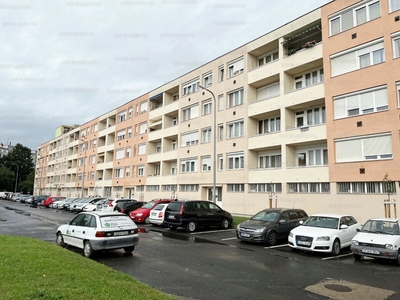 Eladó tégla lakás - Szombathely, Derkovits-lakótelep