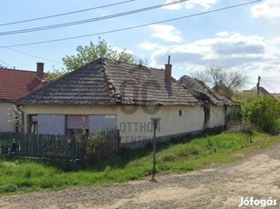 Jobbágyi jó helyén lévő bontandó parasztház eladó