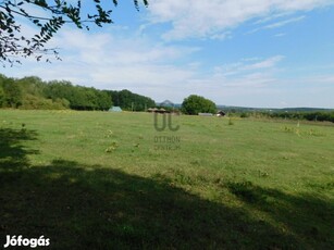 Őrbottyánban, a csendes Kvassay-telep városrészben eladó telek! Tökéle