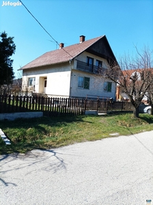 Várpalotai eladó tégla családi ház - Várpalota, Veszprém - Ház