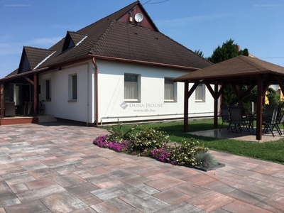 Balatonfenyves, ingatlan, ház, 188 m2, 89.000.000 Ft