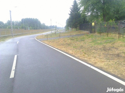 Debrecen Kűlső Sámsoni úton Ház Eladó !