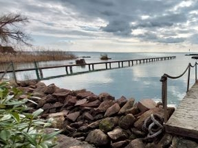 Eladó Ház, Veszprém megye Balatonkenese