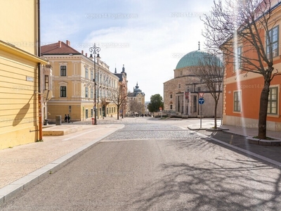 Pécs, Hunyadi János utca