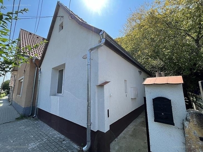 Budakalász, ingatlan, ház, 60 m2, 46.900.000 Ft