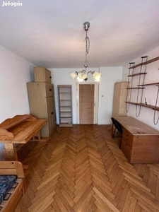 Eladó földszinti lakás a Belvárosban! - Pécs, Baranya - Lakás