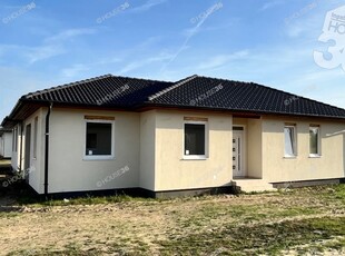 újépítésű, Alsószéktó, Kecskemét, ingatlan, ház, 101 m2, 67.000.000 Ft