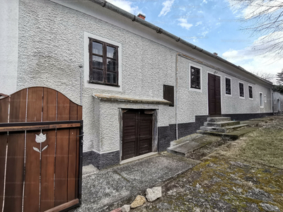 Eladó családi ház - Barnag, Veszprém megye