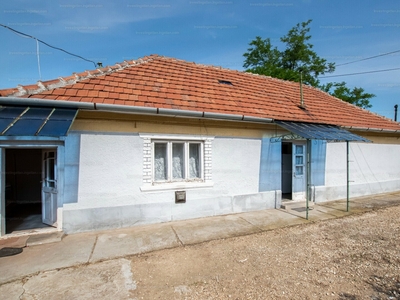 Eladó családi ház - Sajópetri, Deák Ferenc utca