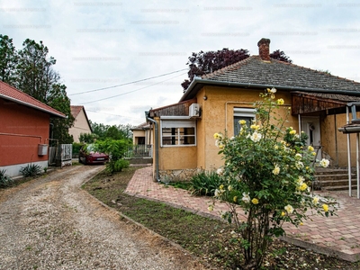 Eladó családi ház - Tószeg, Jász-Nagykun-Szolnok megye