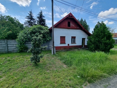 Eladó családi ház - Tótkomlós, Botond utca 19.