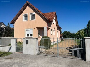 Győrújfalu, ingatlan, ház, 120 m2, 99.900.000 Ft