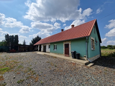 Péntekfalu, Sárvár, ingatlan, lakás, 45 m2, 28.800.000 Ft