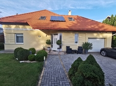 Balatonalmádi, ingatlan, ház, 212 m2, 159.900.000 Ft