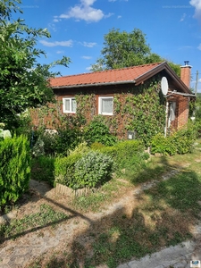 Oroszlány, ingatlan, nyaraló, 50 m2, 32.000.000 Ft