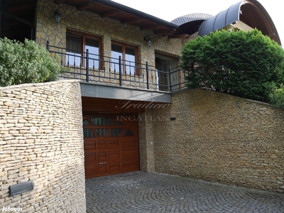 Eladó 180 m2 családi ház, Győrújbarát