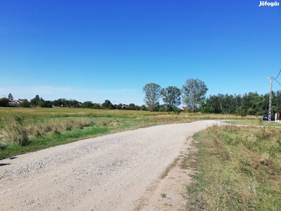 Miskolc,18km-re építési telek eladó,csendes helyen, tóközeli - Hejőkeresztúr, Borsod-Abaúj-Zemplén - Telek, föld