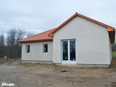 Kerepes, Kerepes, 114 m2-es, családi ház, 5 szobás, kiváló állapotú - Szilasliget, Kerepes, Pest - Ház