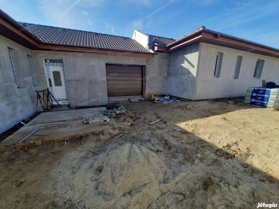 Nappali+3 szobás új építésű ház eladó Borbánya kedvelt részén - Borbánya, Nyíregyháza, Szabolcs-Szatmár-Bereg - Sorház/ikerház/házrész