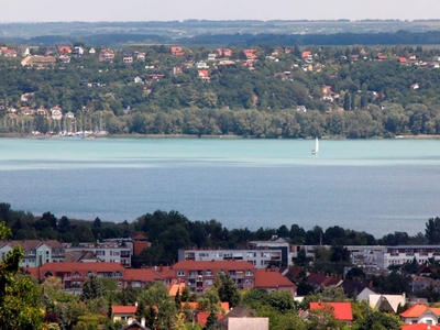 Örökpanorámás telek eladó Balatonalmádi-Öreghegyen - Balatonalmádi, Veszprém - Telek, föld