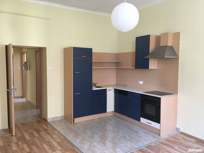 Szombathely, Belváros, 2 szobás 42m2-es fiatalos lakás eladó - Szombathely, Vas - Lakás