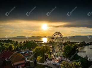 Eladó téglalakásBalatonlelle, földszint