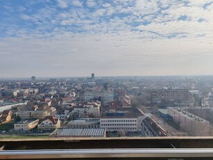 Szolnok, Jubileumi tér