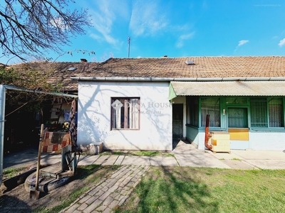 Belváros, Békéscsaba, ingatlan, ház, 20 m2, 6.490.000 Ft