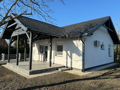 Eladó új építésű ház - Poroszló