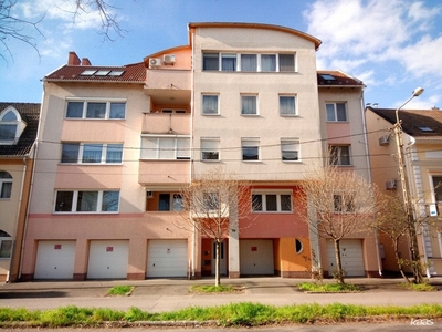 Móraváros, Szeged, ingatlan, lakás, 58 m2, 43.950.000 Ft