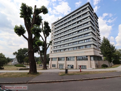 Kiadó iroda/üzlethelyiség Miskolc, Egyetemváros, 60 000 Ft