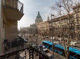 Kiadó téglalakás, albérlet Budapest, VI. kerület, Belső Terézváros, Bajcsy-Zsilinszky út