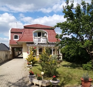 Békéscsaba, ingatlan, ház, 285 m2, 145.000.000 Ft