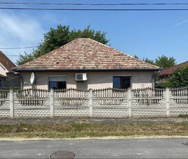 Siófok, ingatlan, lakás, 162 m2, 41.000.000 Ft