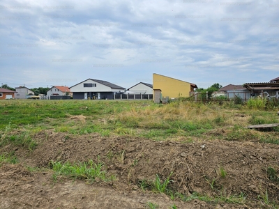 Eladó lakóövezeti telek - Szeged, Vincellér utca