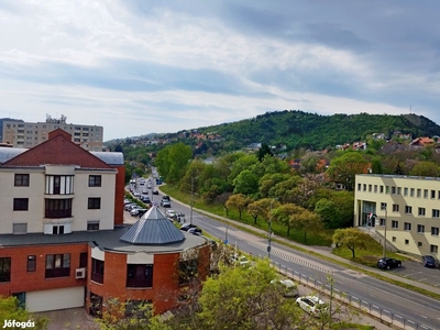 Panorámás 2 szobás lakás Budaörsön - Budaörs, Pest - Lakás