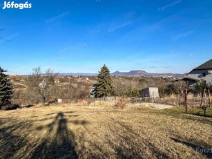 Egerben a Paphegydűlő tetőn, 2420 m2-es zártkert eladó!