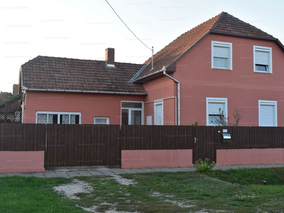 Eladó családi ház - Balmazújváros, Bercsényi utca 40.