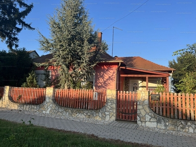 Eladó családi ház - Gyóró, Győr-Moson-Sopron megye