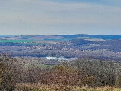 Eladó lakóövezeti telek - Esztergom, Szent János-kút