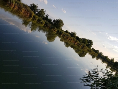 Eladó üdülőövezeti telek - Mezőtúr, Peresi holtág