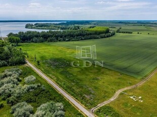 Eladó telek Sarud, Tisza-tó partja