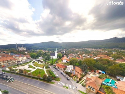 Felújítandó panorámás 35 nm-es lakás Miskolc Árpád u. 28 olcsón eladó