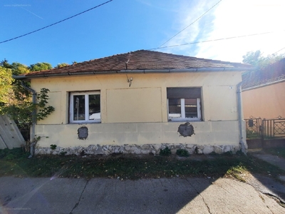 Pécs, ingatlan, ház, 101 m2, 8.600.000 Ft