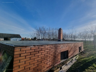 Szatymaz, ingatlan, mezőgazd. ingatlan, 25 m2, 7.990.000 Ft