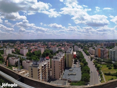 Szolnokon a vasútállomás közelében lakás eladó