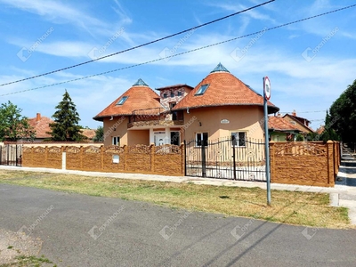 újépítésű, Krinolinkert, Gyula, ingatlan, ház, 179 m2, 88.900.000 Ft