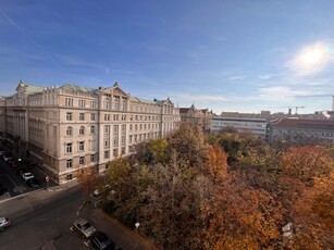 Kiadó téglalakás, albérletBudapest, V. kerület, Lipótváros, Honvéd tér 10