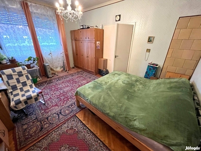Pécsett a Rákóczi úton 106nm-es, 3,5 szobás tégla lakás eladó - Pécs, Baranya - Lakás