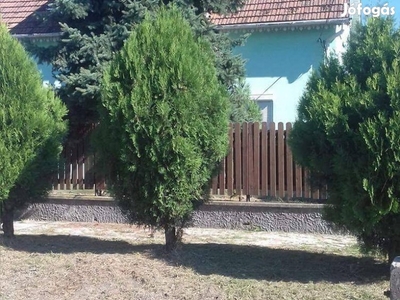 Makói Tetőteres tégla ház szerkezetkész ár alatt eladó!